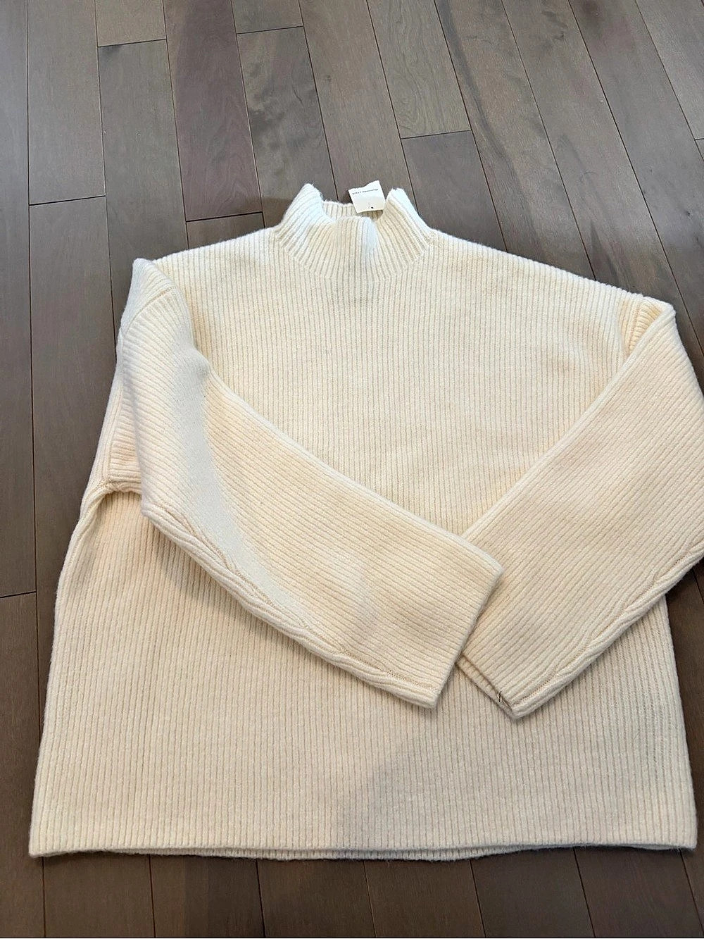 Abercrombie & Fitch Oversized Ribbed Mockneck Sweater Cream Small